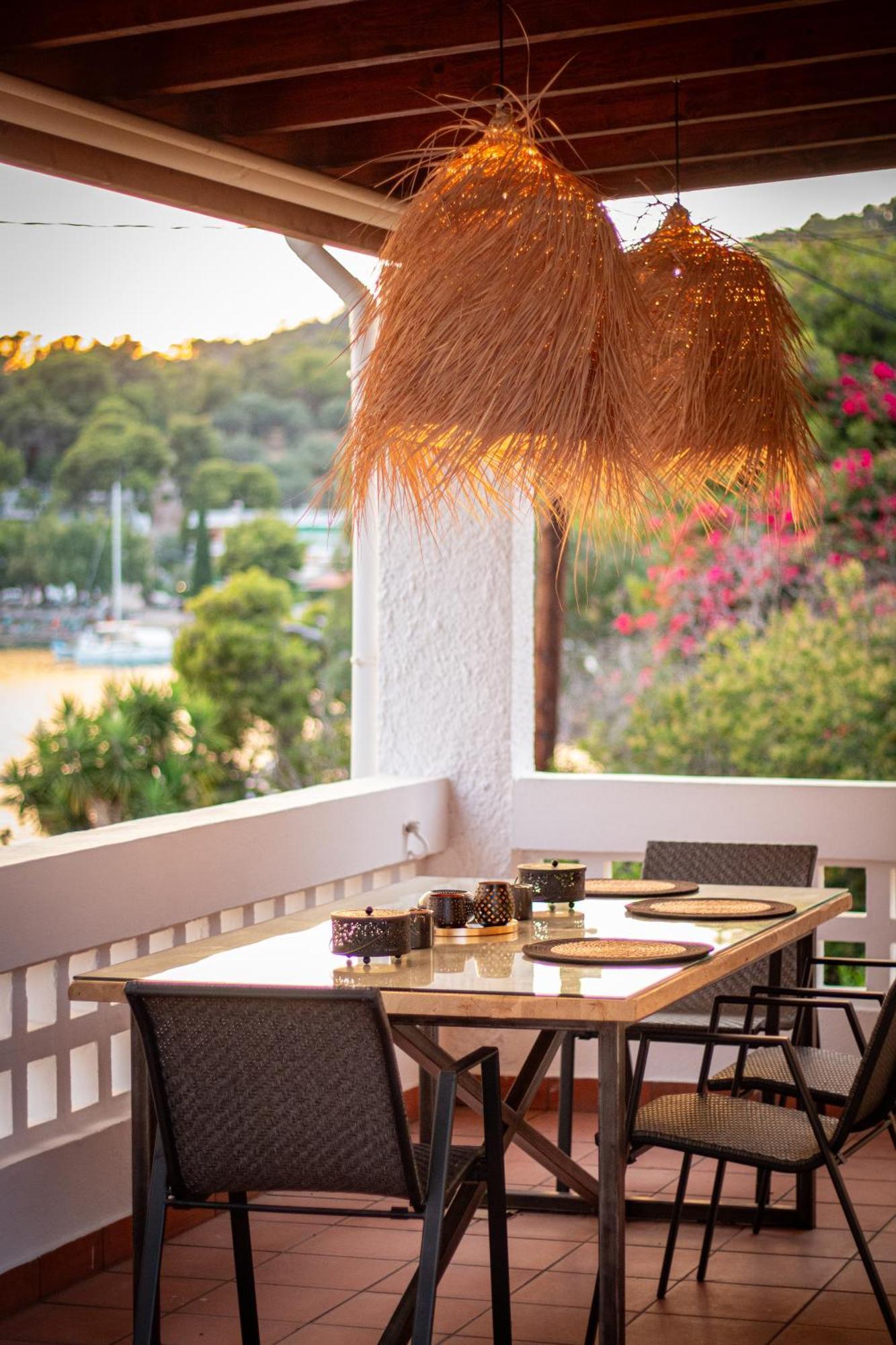Seaview Apartment - Poros Relaxing Beachfront Flat Poros Town Ngoại thất bức ảnh
