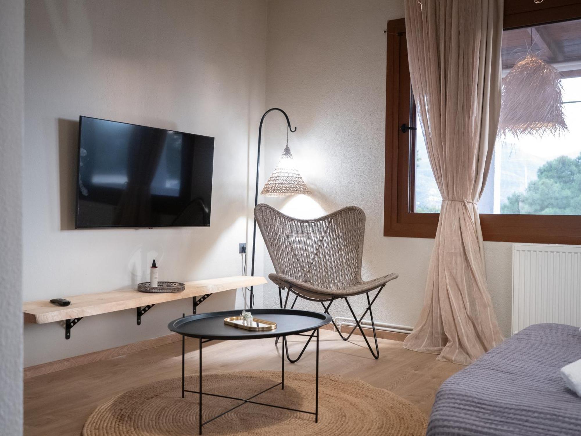 Seaview Apartment - Poros Relaxing Beachfront Flat Poros Town Ngoại thất bức ảnh